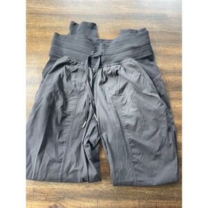 Lululemon DANCE STUDIO JOGGER Black W5BPJS Womens Size 2